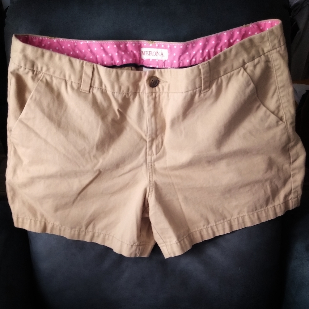 Khaki shorts